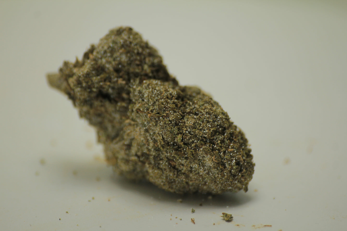 Tropical Haze x THCA 28% – HYBRID - Island Vibes, Dublin Streets
